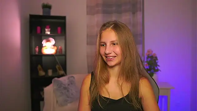 emmie_murray's cam snapshot