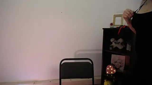 Katrin_kiss_'s cam snapshot