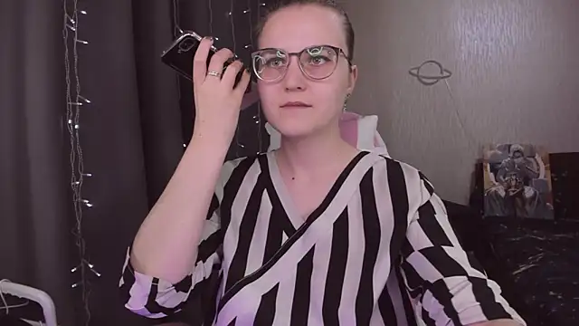 MissBrightShine's cam snapshot