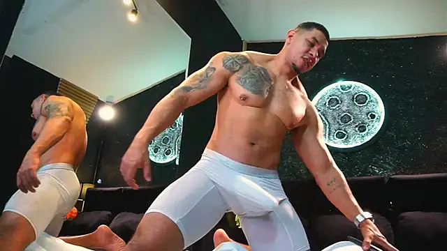 MassimoWalton2 live sex cam