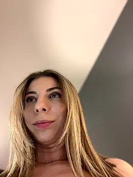 Mia_Ethan's cam snapshot