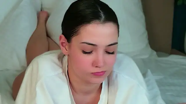 Alice_Deleon's cam snapshot