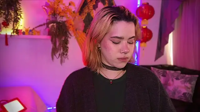 albaismynameX's cam snapshot