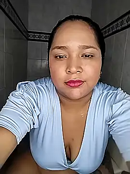 Angelly_ricura's cam snapshot