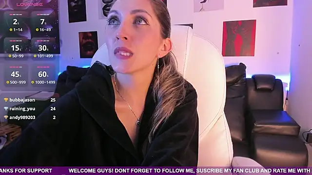 anny_sweet72's cam snapshot