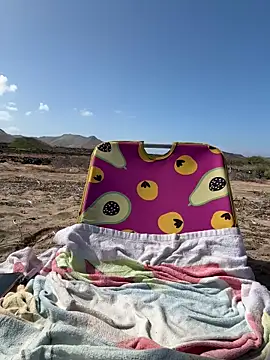 therealbeverlycious's cam snapshot