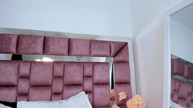 nayara_macherano's cam snapshot