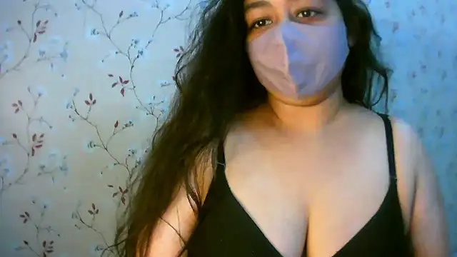 Nandini8 live sex cam