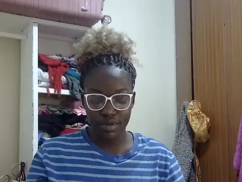 Sexy-suzy's cam snapshot