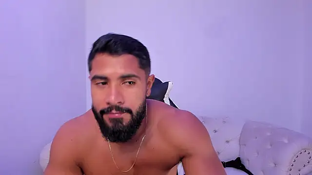 Santiago_huntt live sex cam