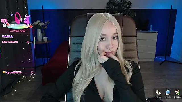 Sexy_Alexia69's cam snapshot