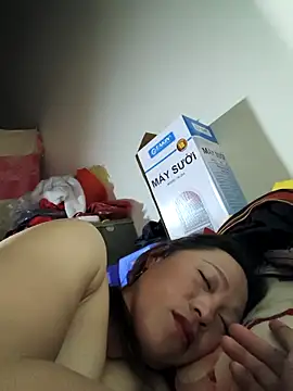 Y-eahi's cam snapshot