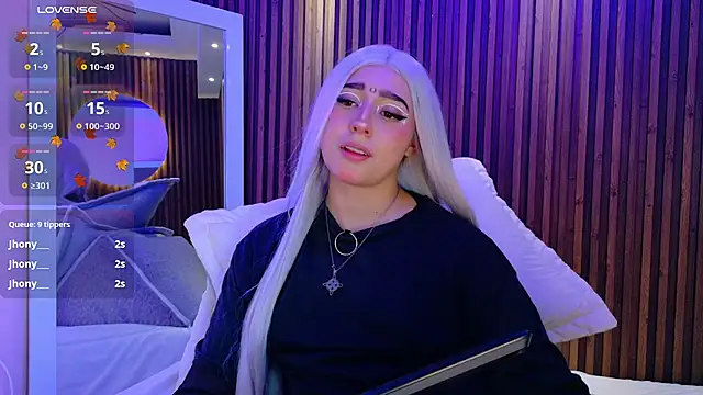 GabyRose9's cam snapshot