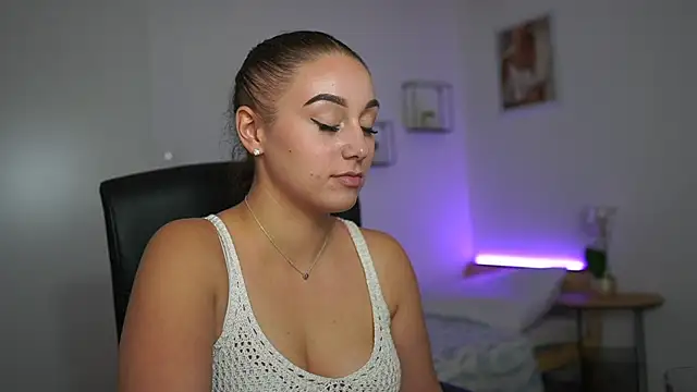 amy_lure's cam snapshot