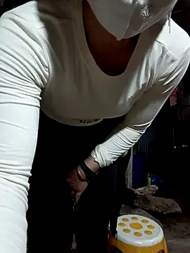 nat-tri's cam snapshot