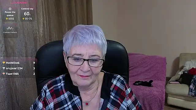 Sandra_Snowflake's cam snapshot