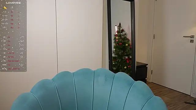 NeonyMuse's cam snapshot