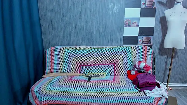 pa1e_pr1ncess's cam snapshot