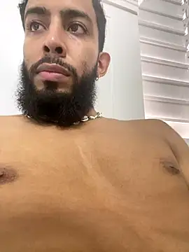 Zyan_Moratto live sex cam