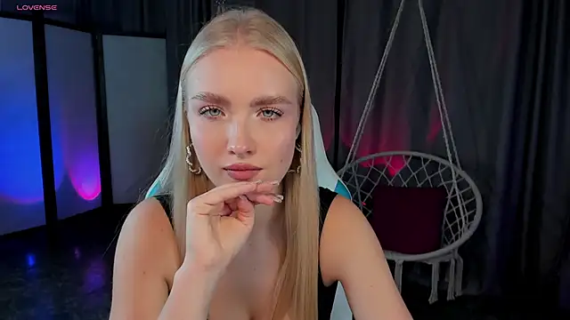 TessaGrays's cam snapshot