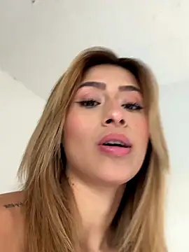 Ashleyroys_111's cam snapshot