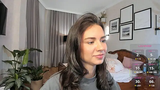 NicoleLuv live sex cam