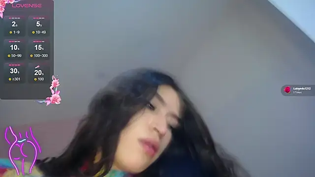 im_anny_t's cam snapshot