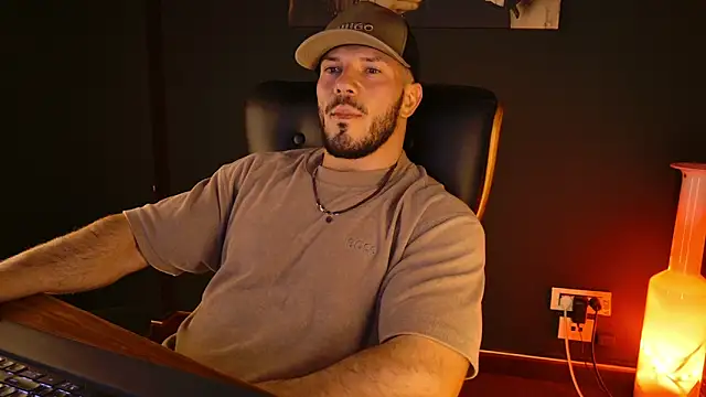 AngeloEric's cam snapshot