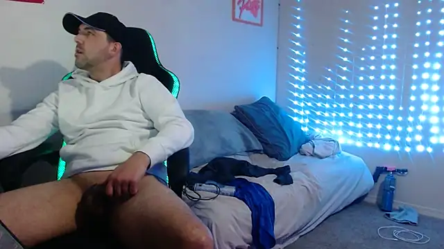 TypicalDepot5's cam snapshot