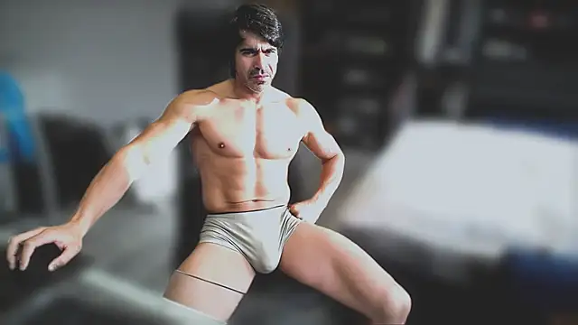 latinoo23bom's cam snapshot