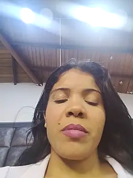 Kattaleyaa_'s cam snapshot