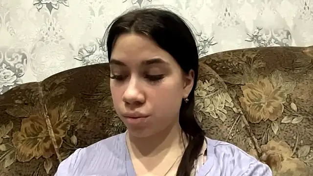 DebbiGoodknight's cam snapshot