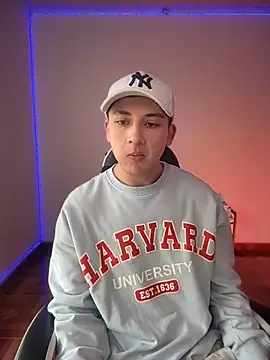 oliver_kyy's cam snapshot