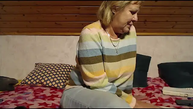 Nikole111's cam snapshot