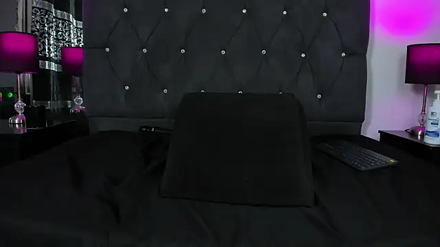 Angel_Cuervo's cam snapshot