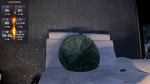 MarkWalker__'s cam snapshot