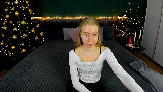 Alina_Blonde's cam snapshot