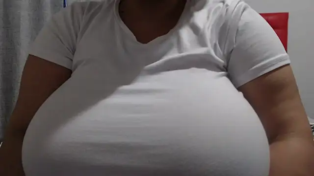 ShortShaly's cam snapshot