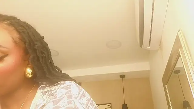 Coral_Lise's cam snapshot