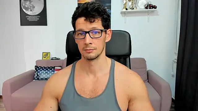 BrutusK08's cam snapshot