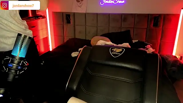 JordanShow's cam snapshot