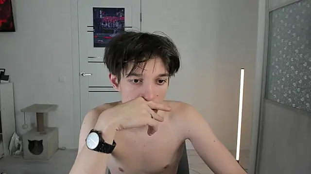 Mickleloveu's cam snapshot