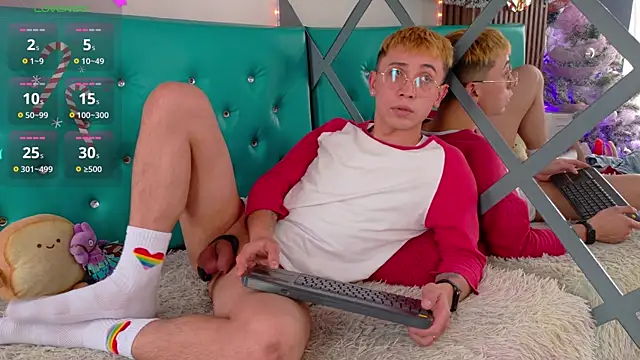 Naughty__Chriss's cam snapshot