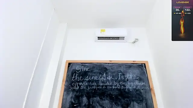 Ariella_Ruiz's cam snapshot