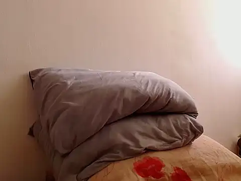 dulcitabigmallons's cam snapshot