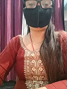 Aishwaryaa_69's cam snapshot