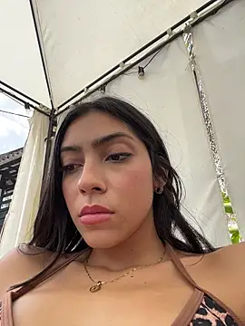 Ema_azel's cam snapshot