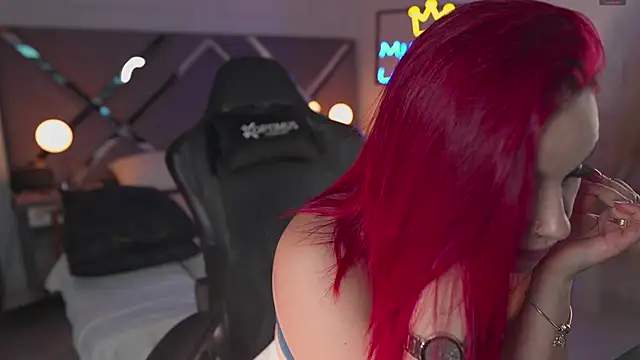 KateOwens's cam snapshot