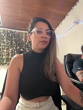 Isabella_Varella's cam snapshot