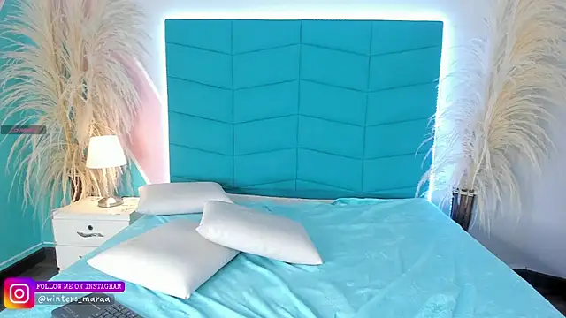 mara_winters_'s cam snapshot